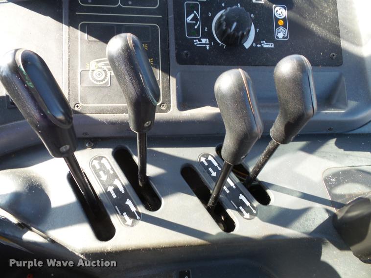 image for item K8234 1998 New Holland 8260 MFWD tractor