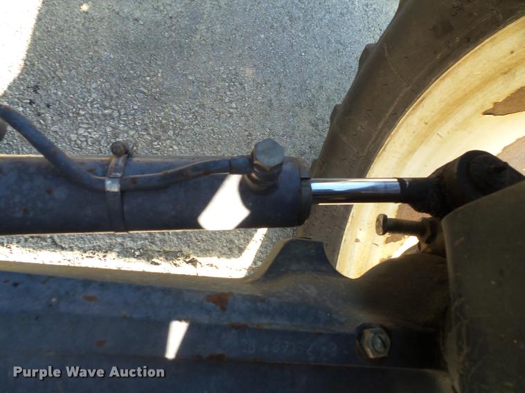 image for item K8234 1998 New Holland 8260 MFWD tractor