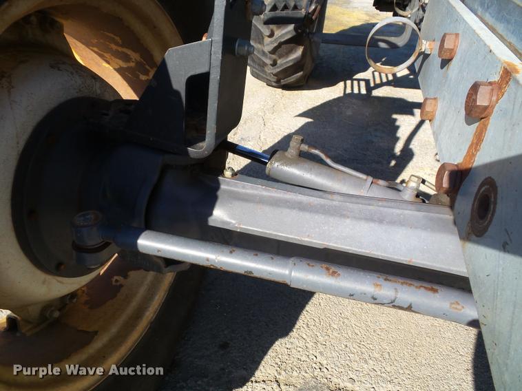 image for item K8234 1998 New Holland 8260 MFWD tractor