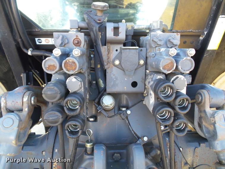 image for item K8234 1998 New Holland 8260 MFWD tractor