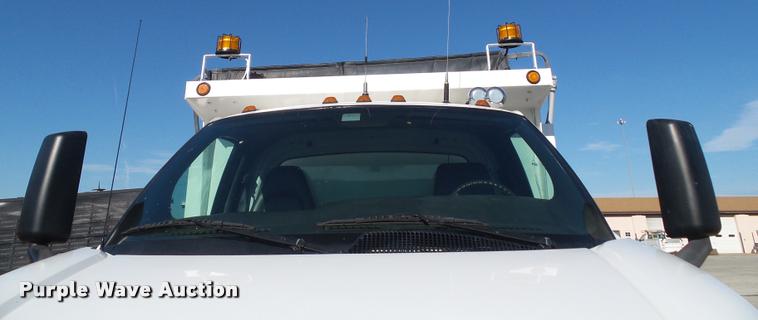 image for item K8236 2006 GMC C8500 dump truck