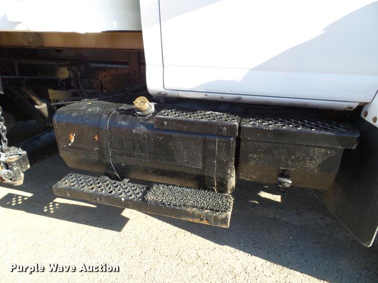 image for item K8236 2006 GMC C8500 dump truck