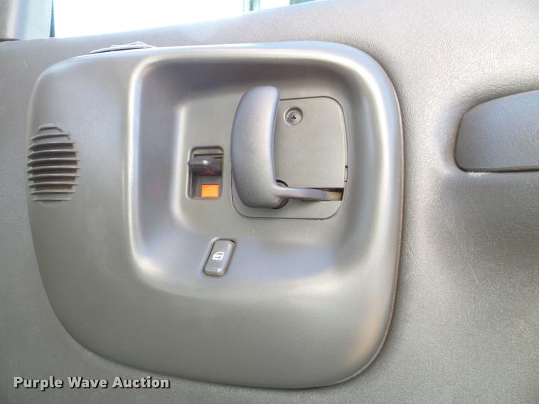 image for item K8236 2006 GMC C8500 dump truck