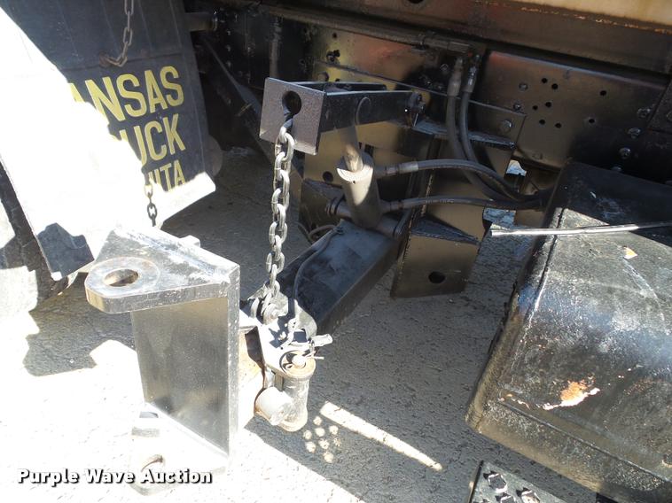 image for item K8236 2006 GMC C8500 dump truck