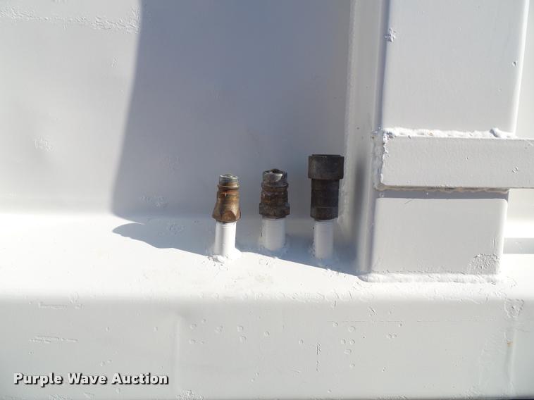 image for item K8236 2006 GMC C8500 dump truck