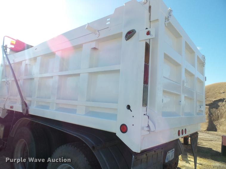 image for item K8236 2006 GMC C8500 dump truck