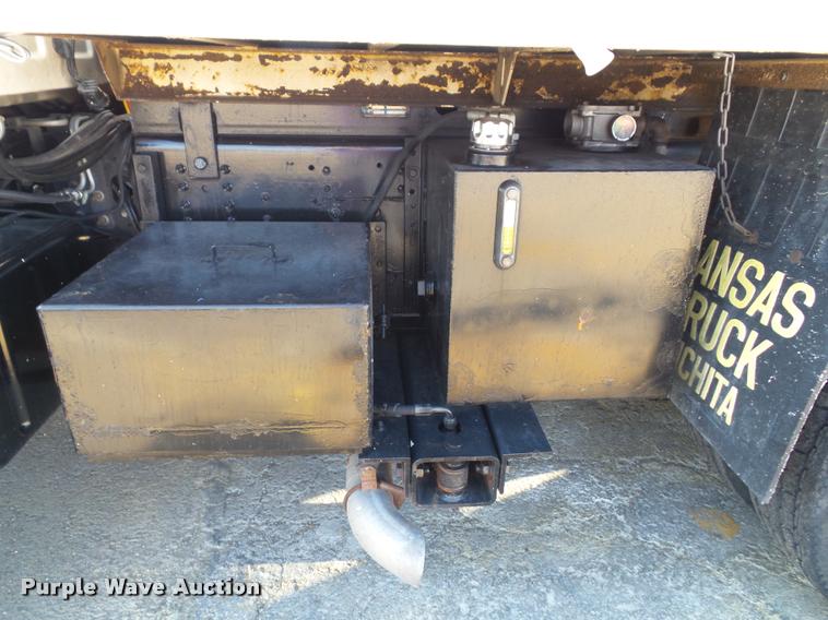 image for item K8236 2006 GMC C8500 dump truck