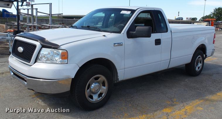 image for item K8237 2006 Ford F150 XLT SuperCab pickup truck
