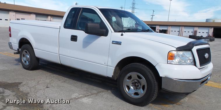 image for item K8237 2006 Ford F150 XLT SuperCab pickup truck
