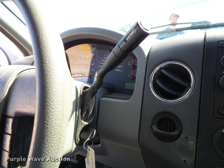 image for item K8237 2006 Ford F150 XLT SuperCab pickup truck