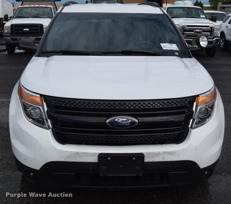 image for item L3872 2014 Ford Explorer Police Interceptor Utility SUV