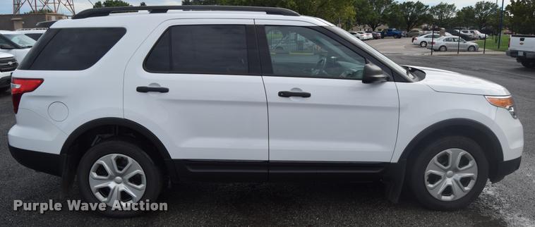 image for item L3872 2014 Ford Explorer Police Interceptor Utility SUV