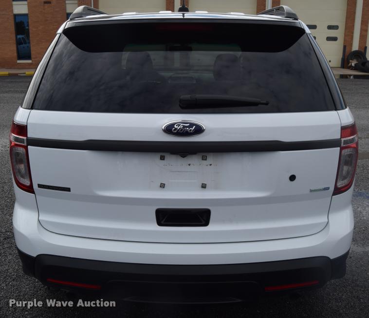 image for item L3872 2014 Ford Explorer Police Interceptor Utility SUV