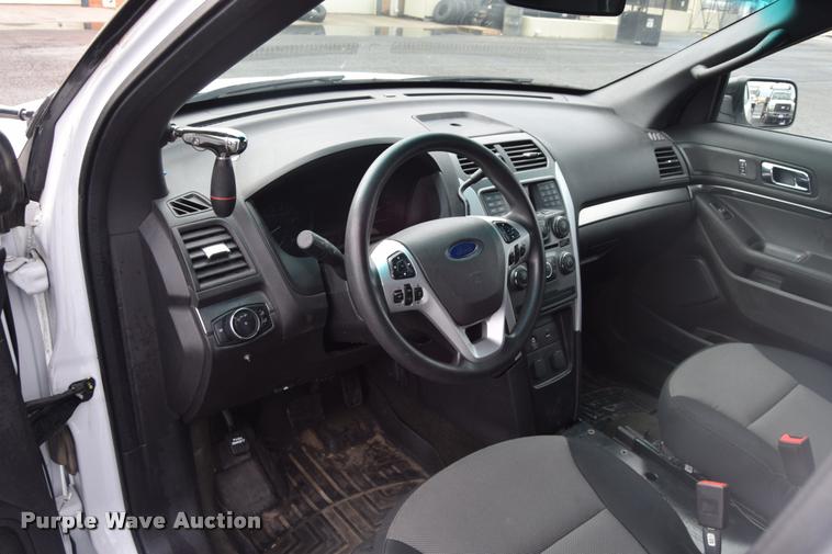 image for item L3872 2014 Ford Explorer Police Interceptor Utility SUV