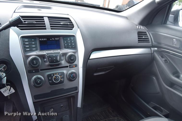 image for item L3872 2014 Ford Explorer Police Interceptor Utility SUV