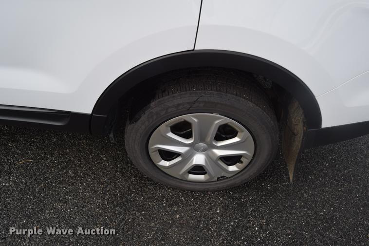 image for item L3872 2014 Ford Explorer Police Interceptor Utility SUV