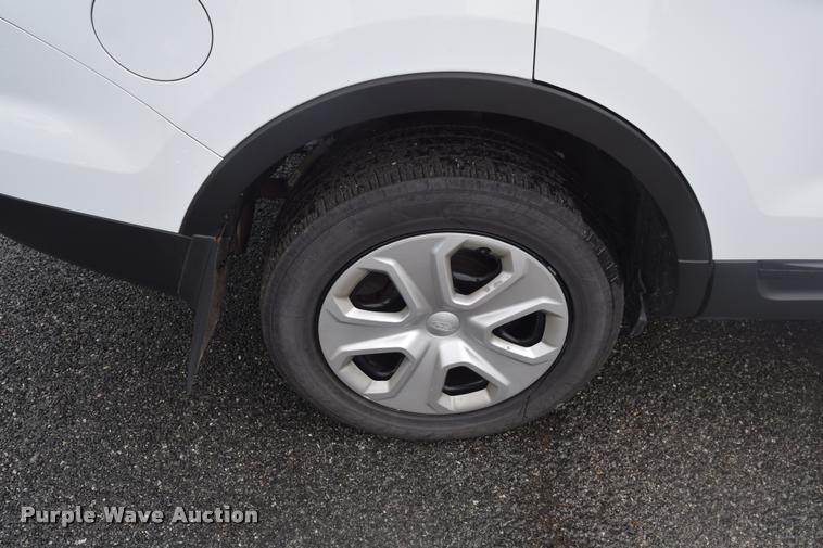 image for item L3872 2014 Ford Explorer Police Interceptor Utility SUV