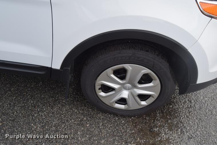 image for item L3872 2014 Ford Explorer Police Interceptor Utility SUV