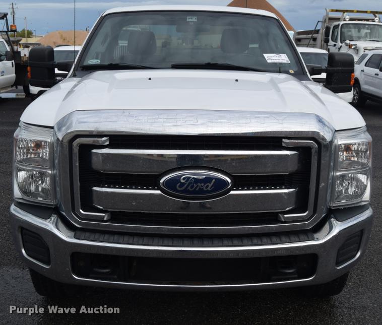 image for item L3873 2011 Ford F250 Super Duty XLT pickup truck