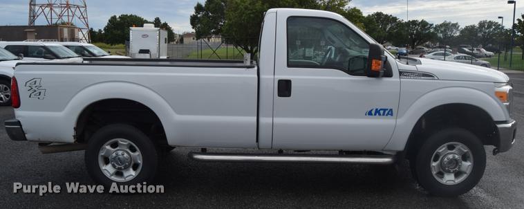 image for item L3873 2011 Ford F250 Super Duty XLT pickup truck