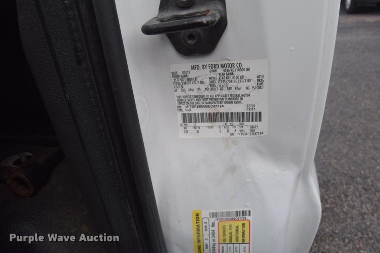 image for item L3873 2011 Ford F250 Super Duty XLT pickup truck