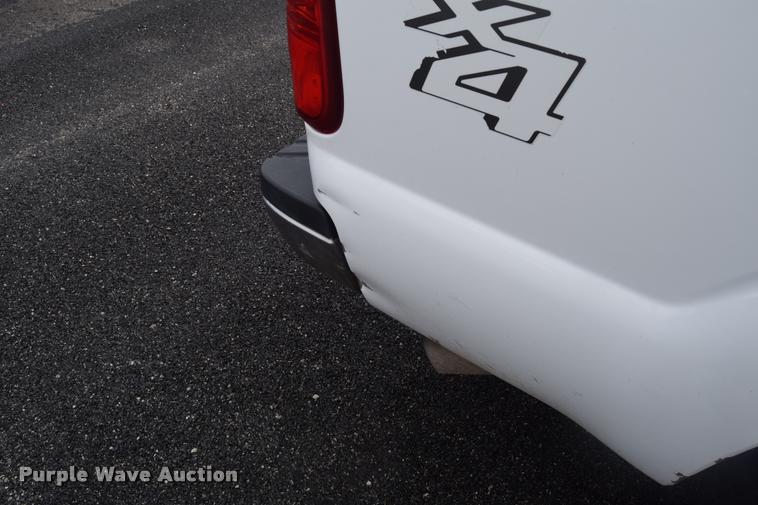 image for item L3873 2011 Ford F250 Super Duty XLT pickup truck