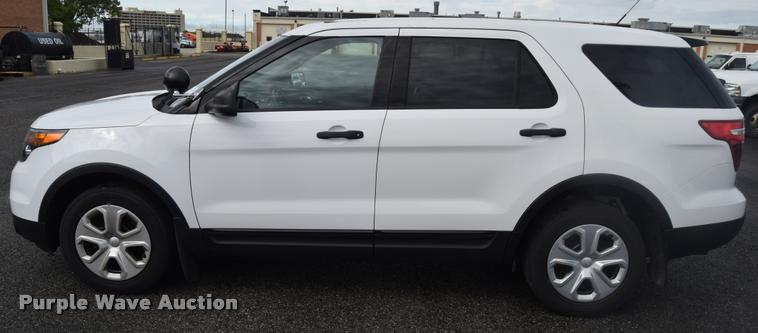 image for item L3874 2013 Ford Explorer Police Interceptor Utility SUV