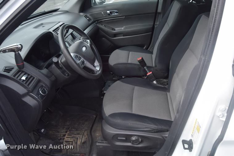 image for item L3874 2013 Ford Explorer Police Interceptor Utility SUV