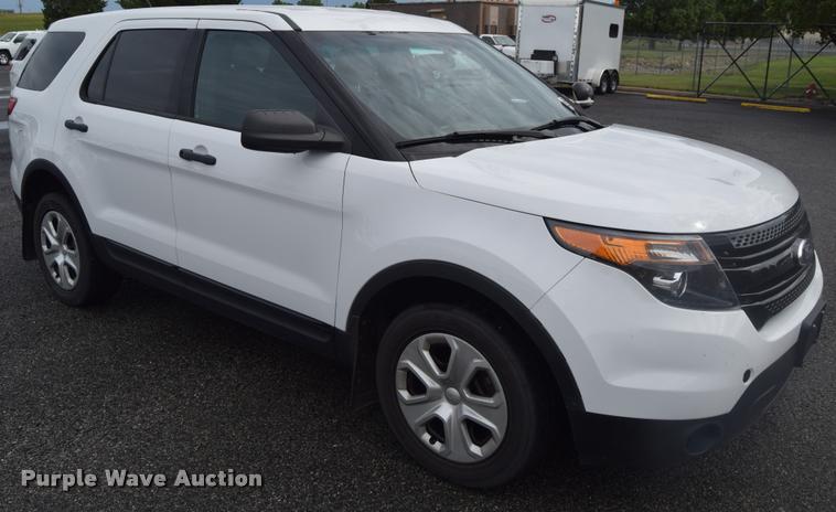image for item L3875 2013 Ford Explorer Police Interceptor Utility SUV