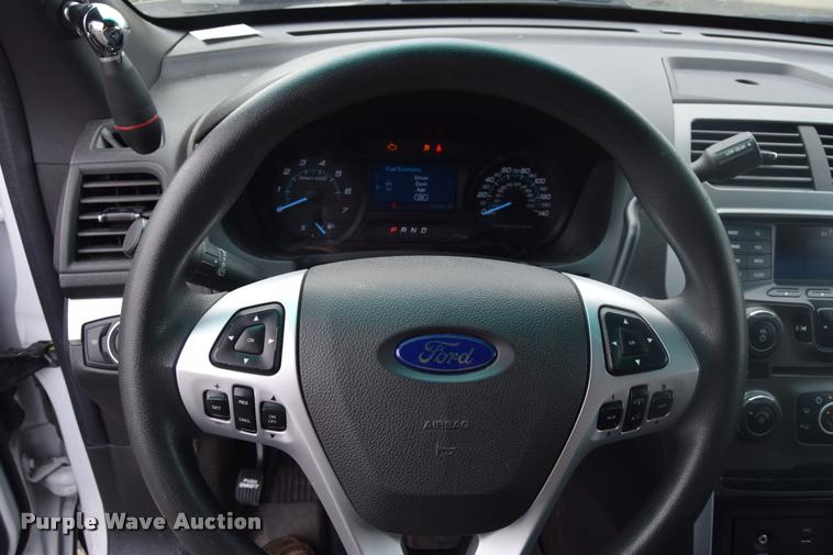 image for item L3875 2013 Ford Explorer Police Interceptor Utility SUV