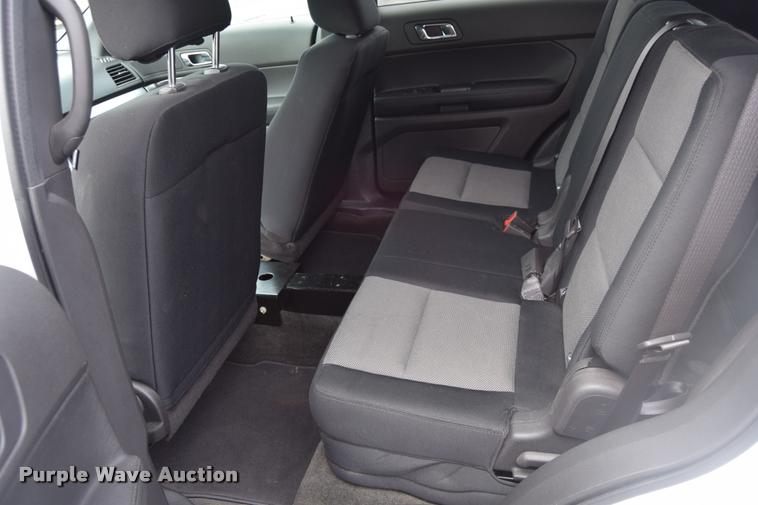 image for item L3875 2013 Ford Explorer Police Interceptor Utility SUV