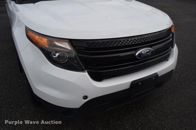 image for item L3875 2013 Ford Explorer Police Interceptor Utility SUV