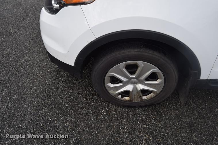 image for item L3875 2013 Ford Explorer Police Interceptor Utility SUV