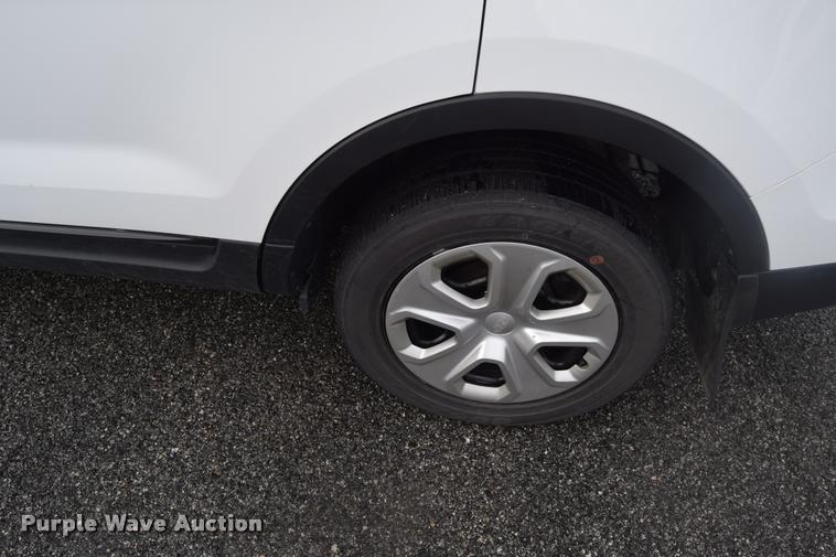 image for item L3875 2013 Ford Explorer Police Interceptor Utility SUV