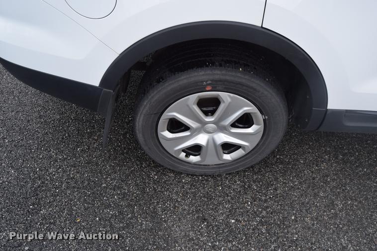 image for item L3875 2013 Ford Explorer Police Interceptor Utility SUV