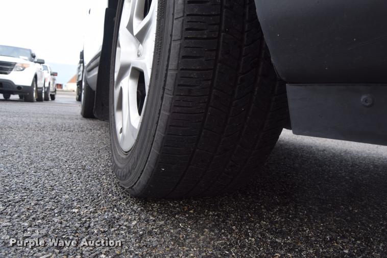 image for item L3875 2013 Ford Explorer Police Interceptor Utility SUV