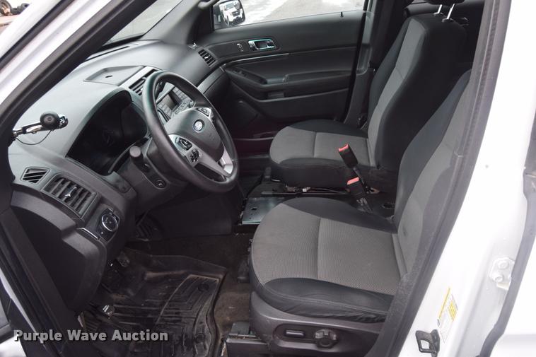 image for item L3876 2013 Ford Explorer Police Interceptor Utility SUV