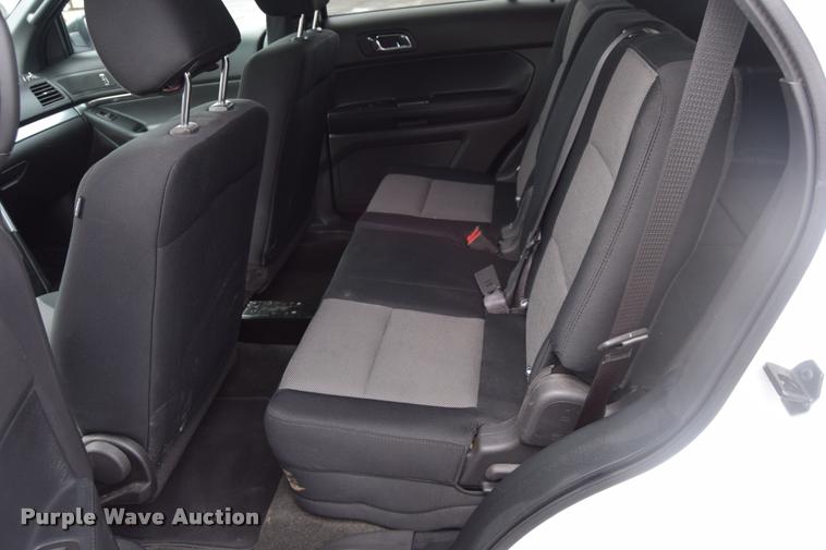 image for item L3876 2013 Ford Explorer Police Interceptor Utility SUV