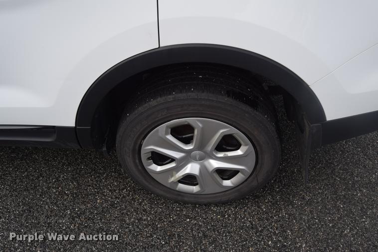 image for item L3876 2013 Ford Explorer Police Interceptor Utility SUV