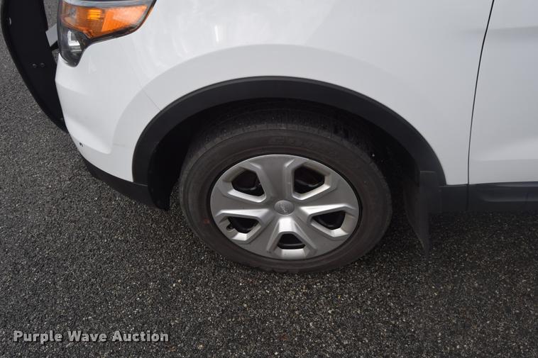 image for item L3876 2013 Ford Explorer Police Interceptor Utility SUV