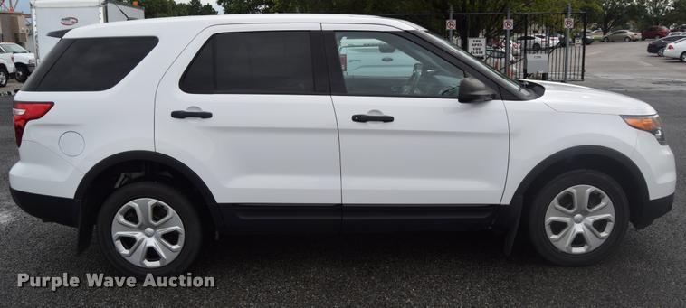 image for item L3877 2013 Ford Explorer Police Interceptor Utility SUV