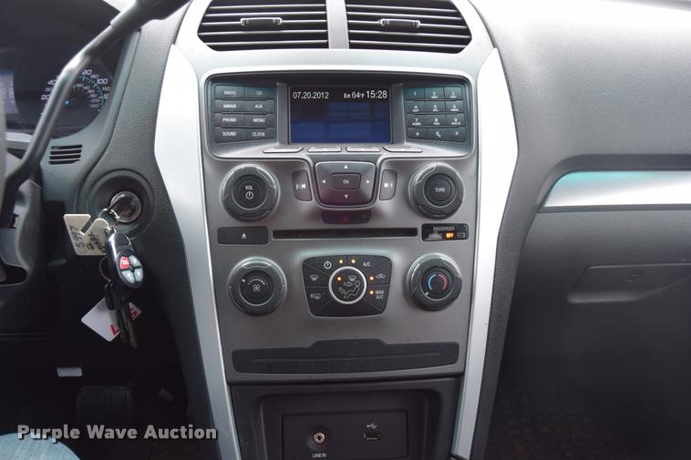 image for item L3877 2013 Ford Explorer Police Interceptor Utility SUV