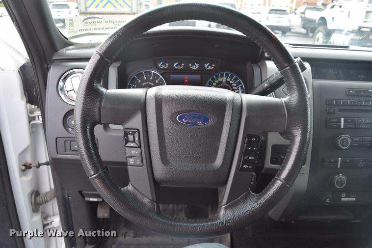 image for item L3878 2011 Ford F150 XLT pickup truck