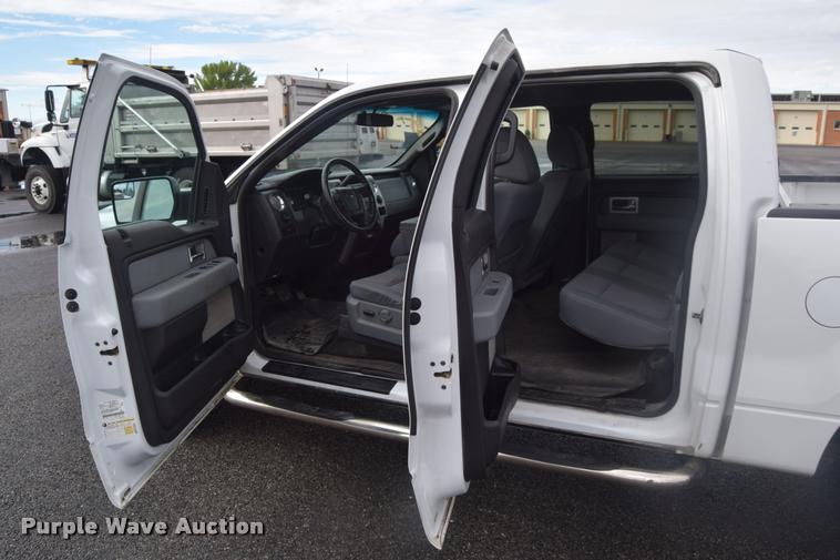 image for item L3878 2011 Ford F150 XLT pickup truck