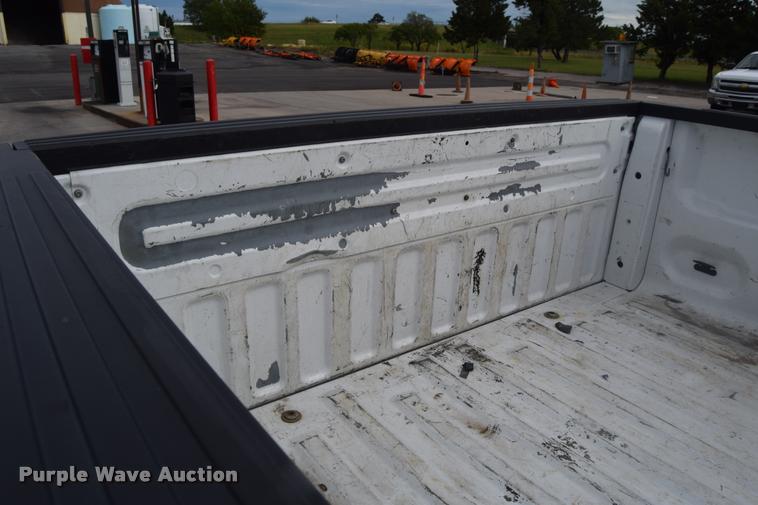 image for item L3878 2011 Ford F150 XLT pickup truck