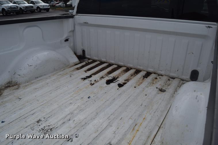 image for item L3878 2011 Ford F150 XLT pickup truck