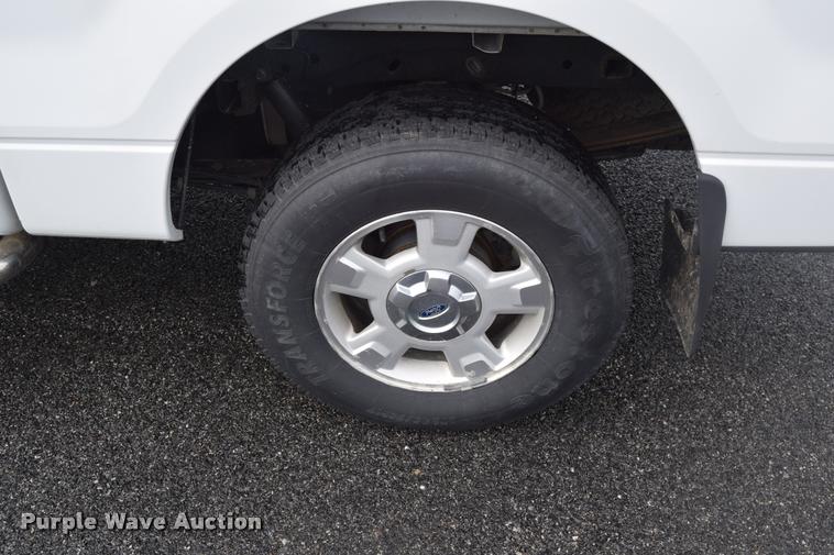 image for item L3878 2011 Ford F150 XLT pickup truck