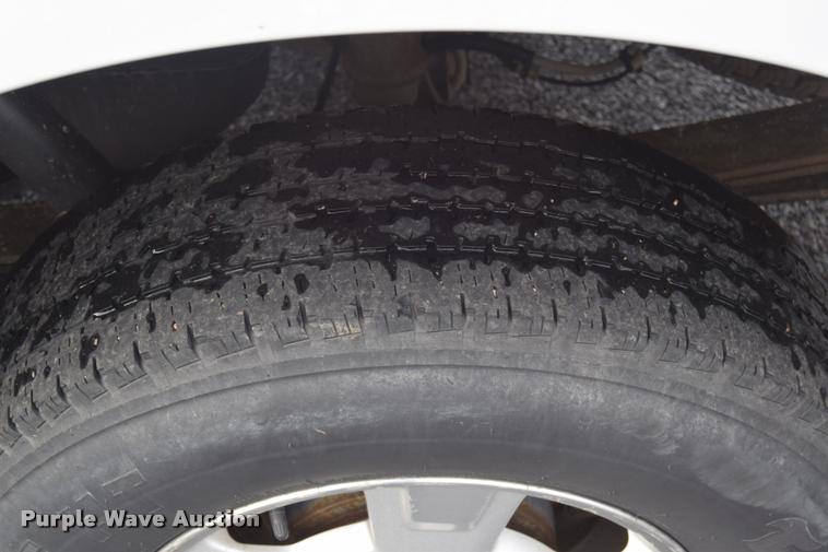 image for item L3878 2011 Ford F150 XLT pickup truck