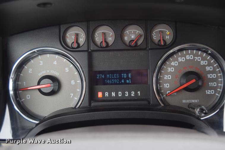 image for item L3879 2010 Ford F150 XLT pickup truck