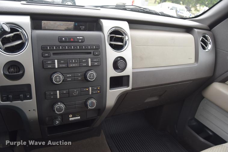 image for item L3879 2010 Ford F150 XLT pickup truck